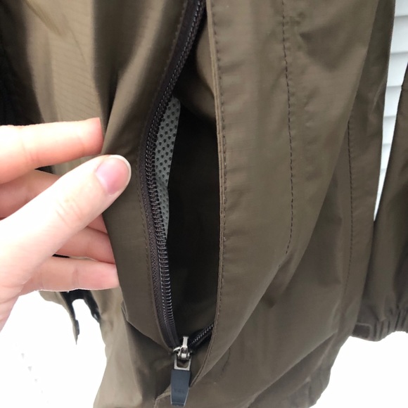 L.L Bean Rain Jacket - Picture 3 of 10